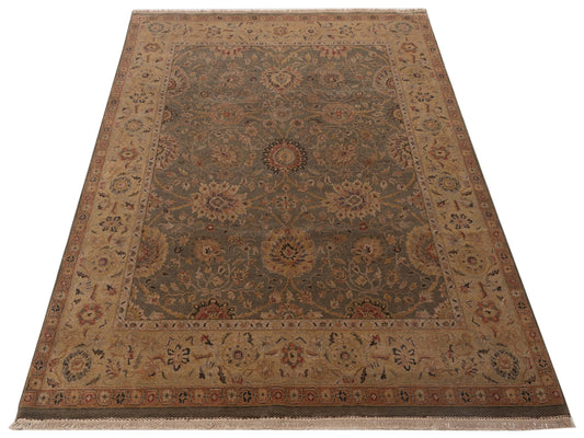 Corvella Silver Green Gold 8.2x10.1 Hand Knotted Rug