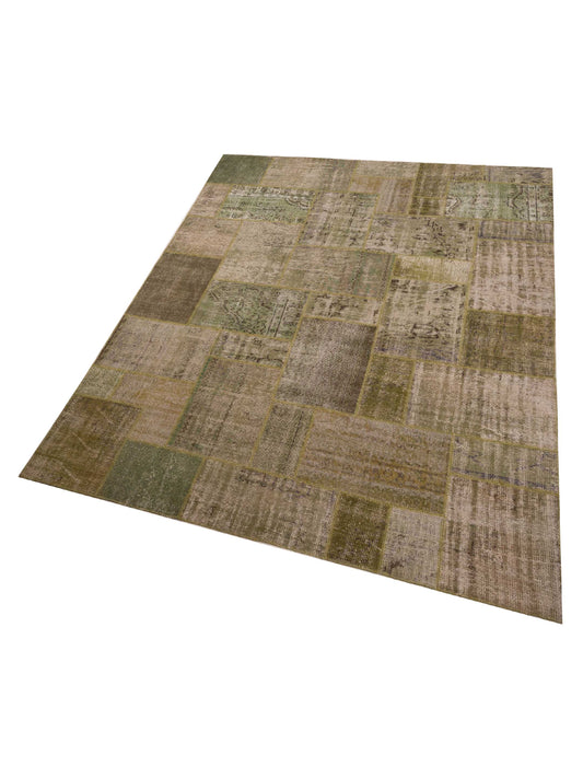 Patchwork Green 9x12 Hand Knotted Rug