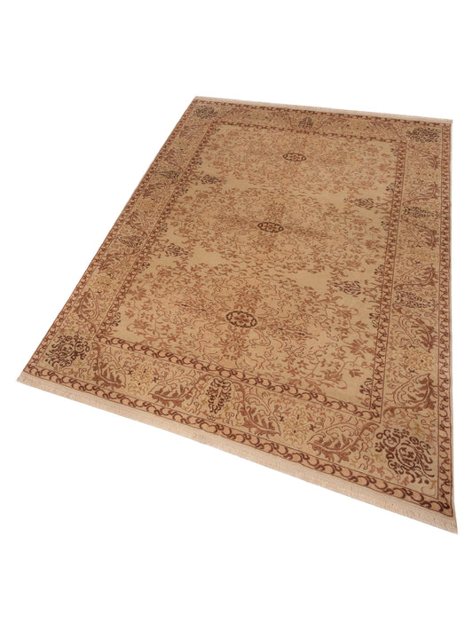 Antiqua Loom Cream Cream 6.9x9.7 Hand Knotted Rug