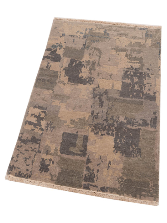 Tenzari Gray 2.10x4.10 Hand Knotted Rug