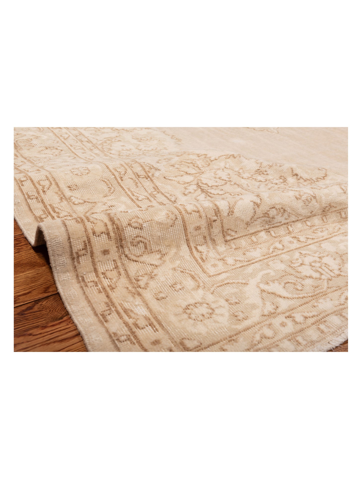 Vintage Ivory 7.4x10.7 Hand Knotted Rug