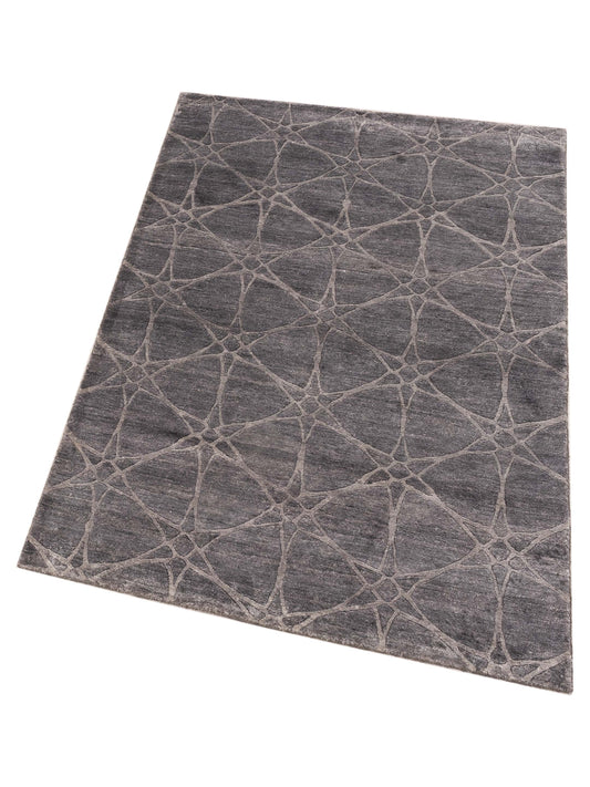 Tenzari Gray 4.1x6.1 Hand Knotted Rug