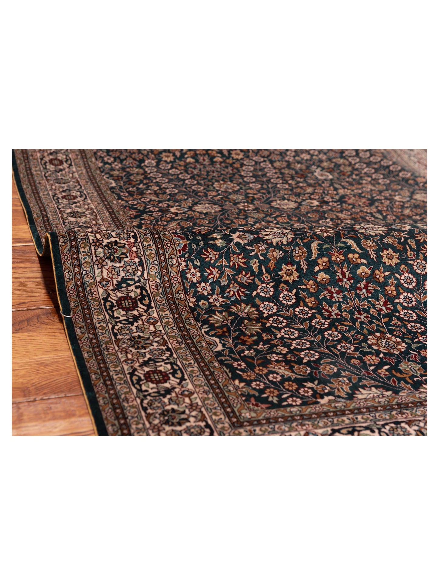 Pure Silk Green Ivory 3.1x5.1 Hand Knotted Rug