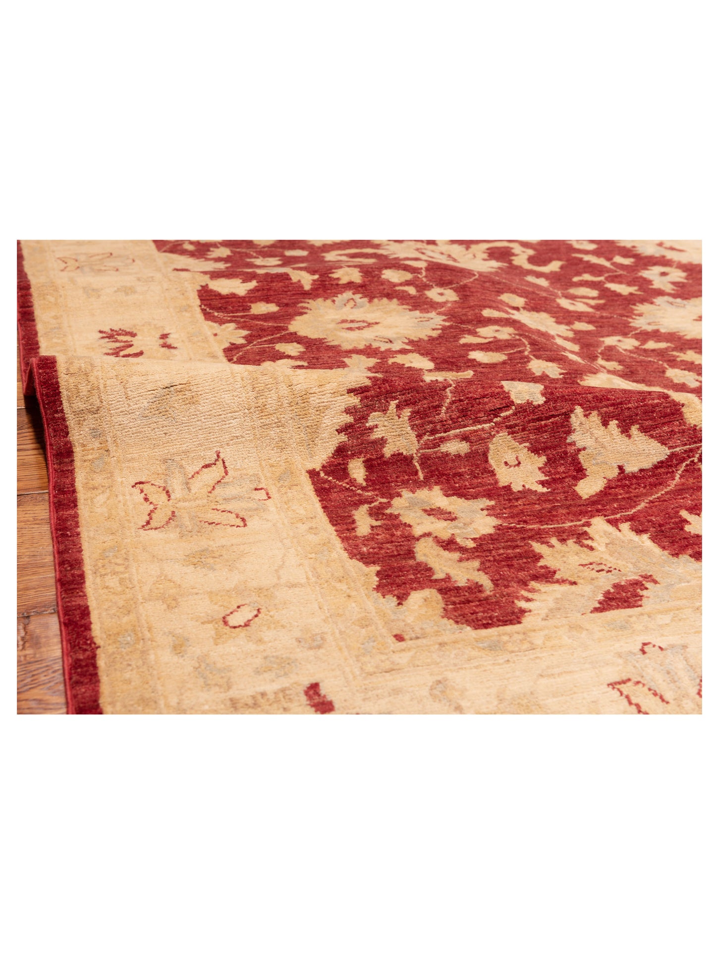 Sabira Red Ivory 4.11x6.7 Hand Knotted Rug