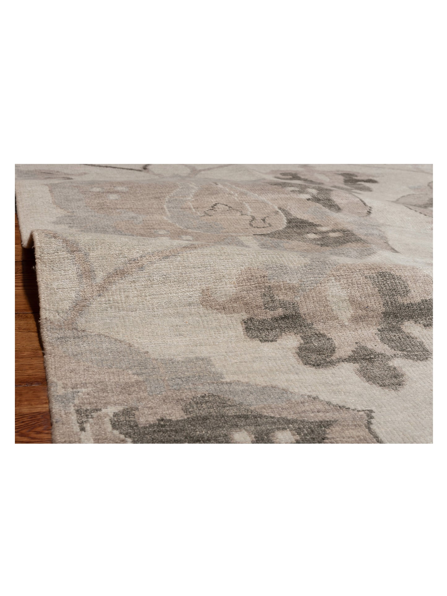 Tenzari Silver 8.1x9.11 Hand Knotted Rug