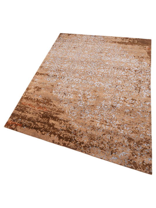 Tenzari Brown 6.1x8.11 Hand Knotted Rug