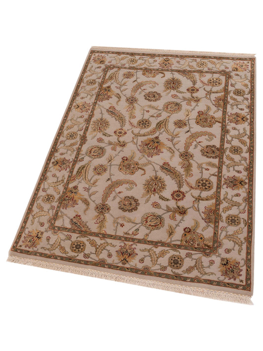 Javira Silk Ivory Ivory 4.1x6.1 Hand Knotted Rug