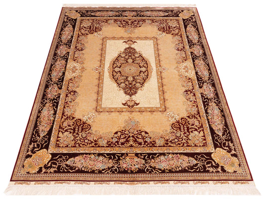 Serelis Camel Burgundy 6x8.5 Hand Knotted Rug