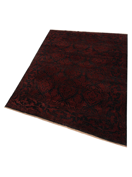 Defnera Charcoal Red 6.4x8.6 Hand Knotted Rug