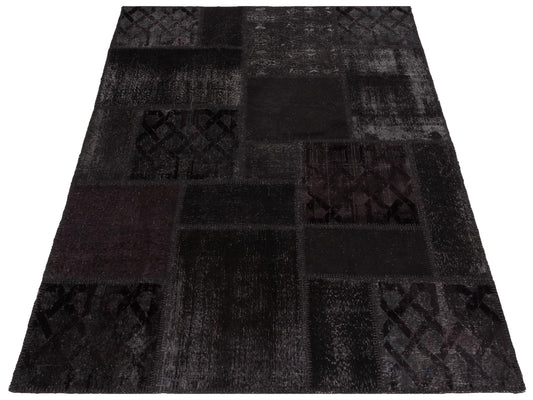 Patchwork Black 5.7x7.11 Hand Knotted Rug