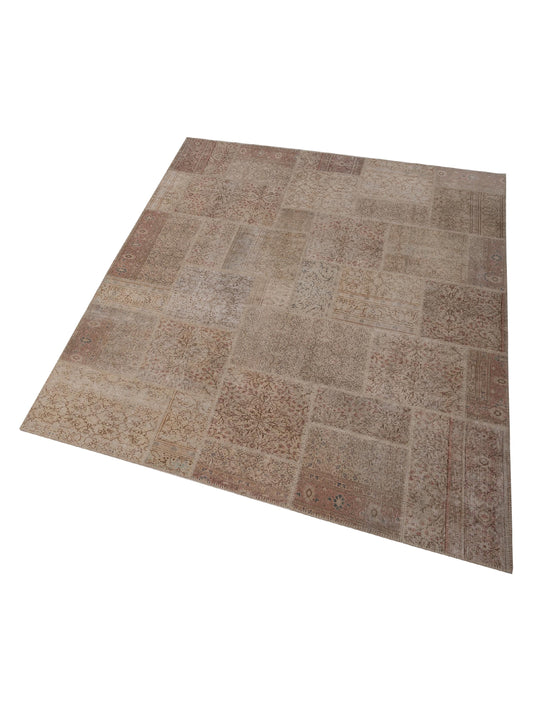 Patchwork Beige Beige 8.1x10 Hand Knotted Rug