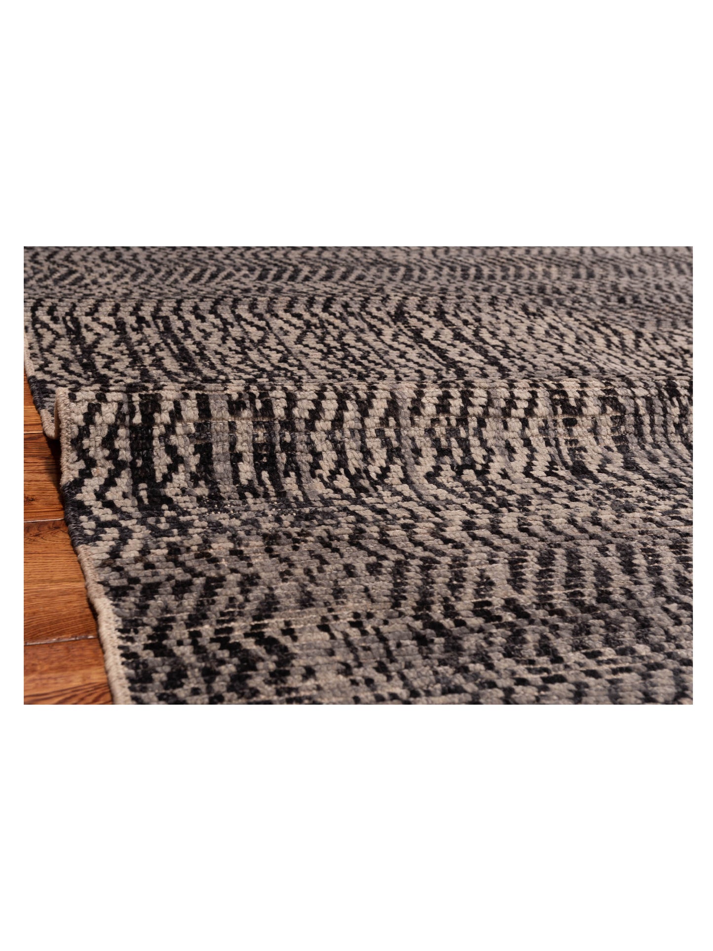 Anavera Black Gray 6.8x9.6 Hand Knotted Rug