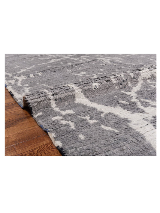 Anavera Gray Gray 8.2x9.11 Hand Knotted Rug