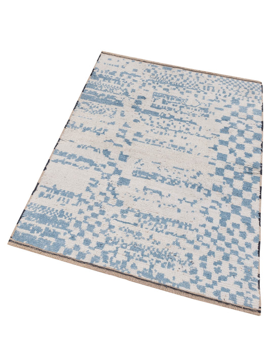 Anavera Ivory Blue 3.11x5.10 Hand Knotted Rug