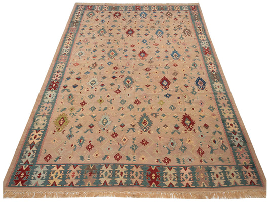 Kilvana Pink Green 9.1x12.3 Hand Woven Rug
