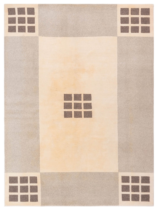 Siena Himalayan  Ivory Gray Transitional