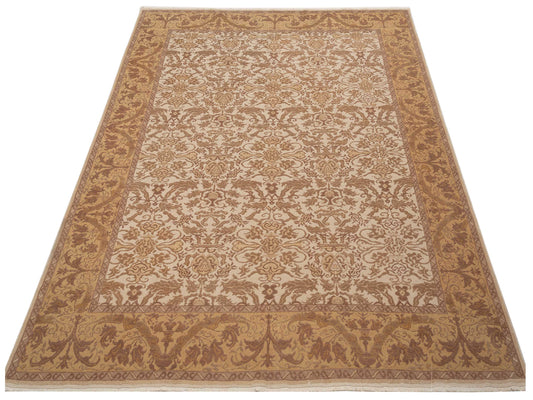 Antiqua Loom Ivory Gold 8.1x10.3 Hand Knotted Rug