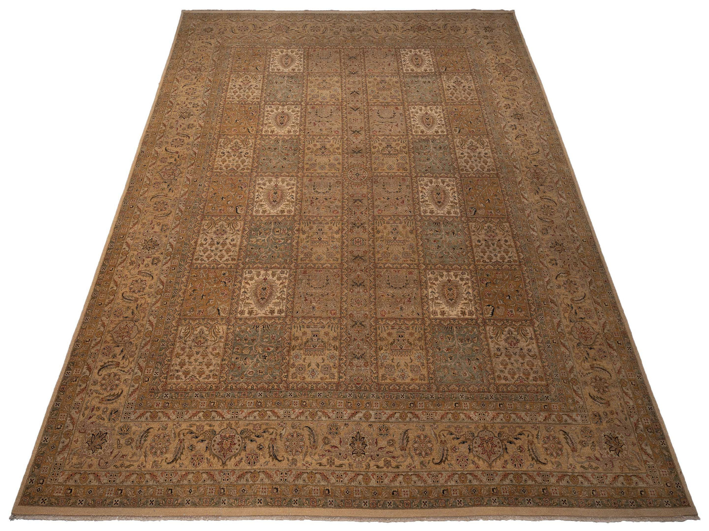 Jallira Multi 13.4x17.3 Hand Knotted Rug