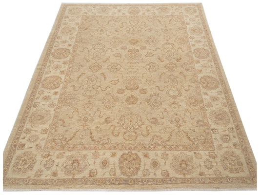 Lailora Silver Ivory 8.1x9.7 Hand Knotted Rug