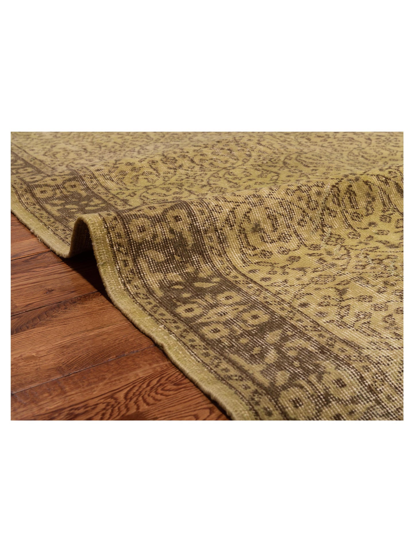 Vintage Green 5.6x9 Hand Knotted Rug