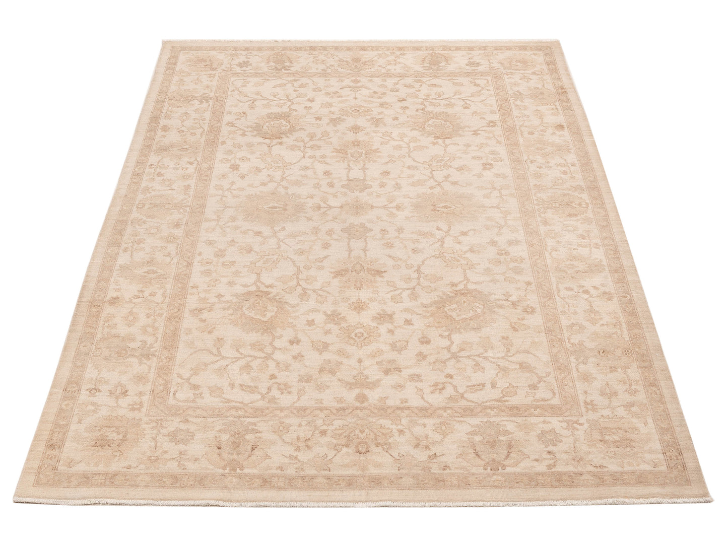 Lailora Ivory 6.9x9.9 Hand Knotted Rug