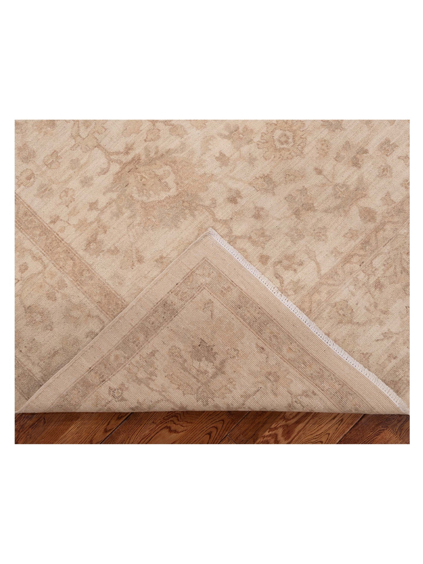 Lailora Ivory 6.9x9.9 Hand Knotted Rug