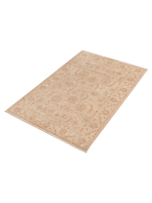 Sabira Beige Ivory 3.11x5.10 Hand Knotted Rug