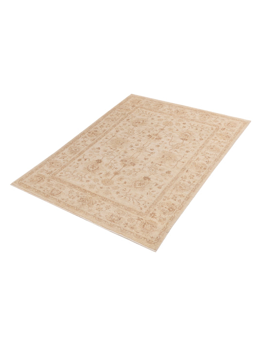 Lailora Ivory Ivory 6.3x8.5 Hand Knotted Rug