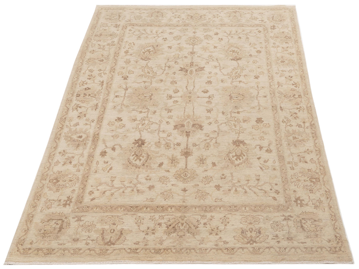 Lailora Ivory Ivory 6.3x8.5 Hand Knotted Rug