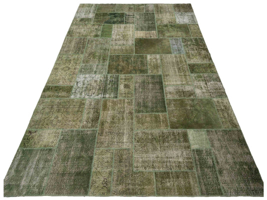 Patchwork Green 9.10x13.10 Hand Knotted Rug
