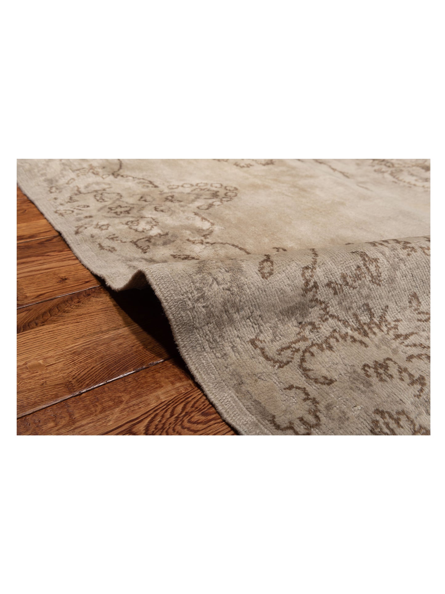 Vintage Silver 7.2x11 Hand Knotted Rug