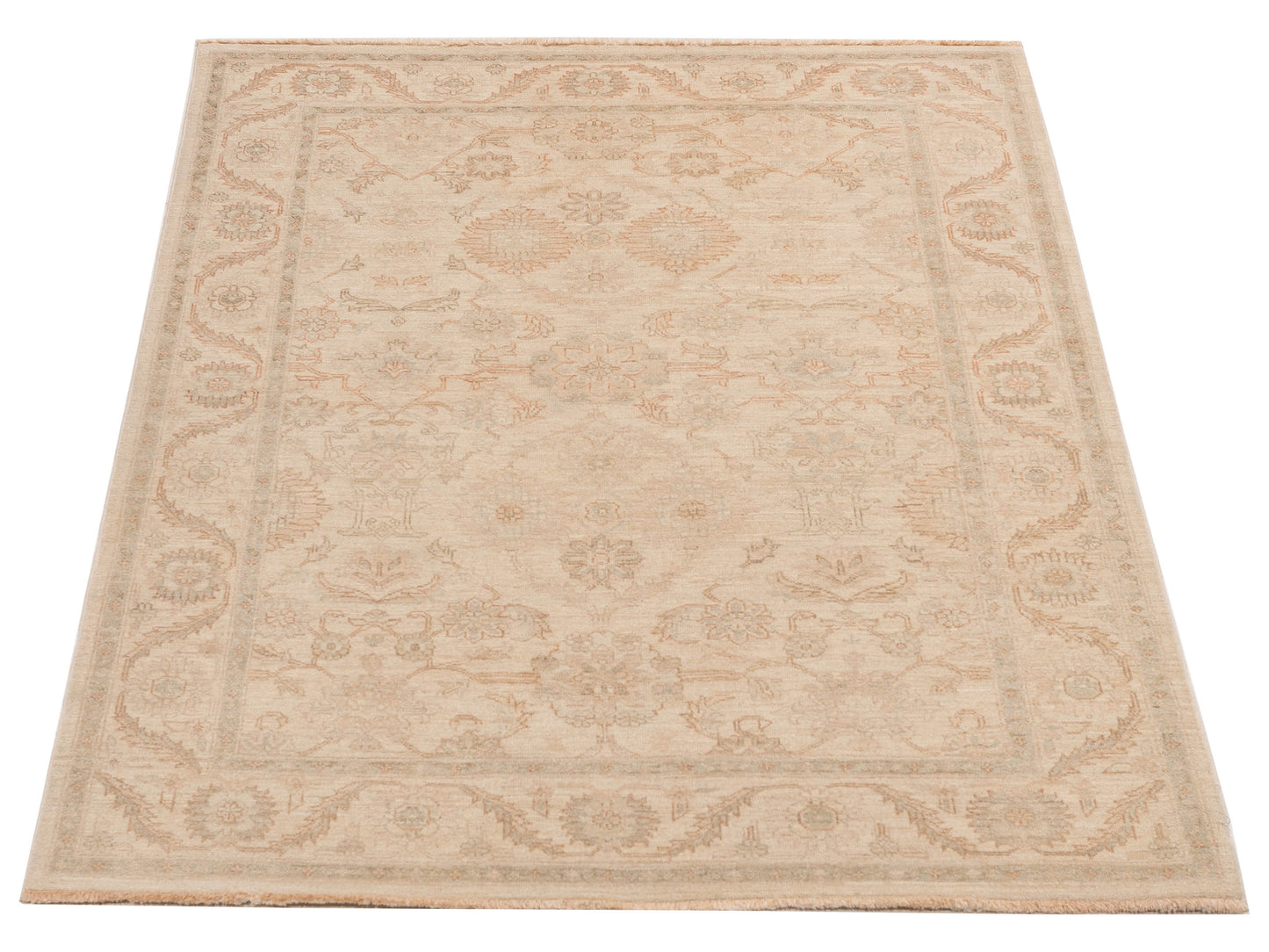 Lailora Ivory Ivory 4.11x6.9 Hand Knotted Rug