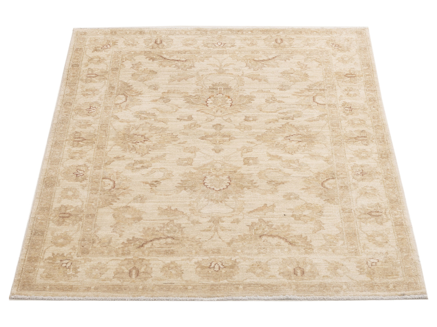 Sabira Ivory Ivory 4.1x5.8 Hand Knotted Rug