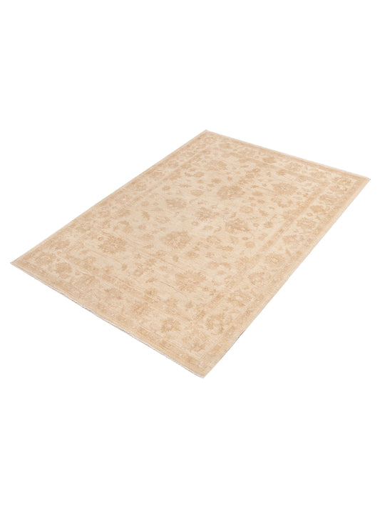 Sabira Ivory Ivory 6.3x8.9 Hand Knotted Rug