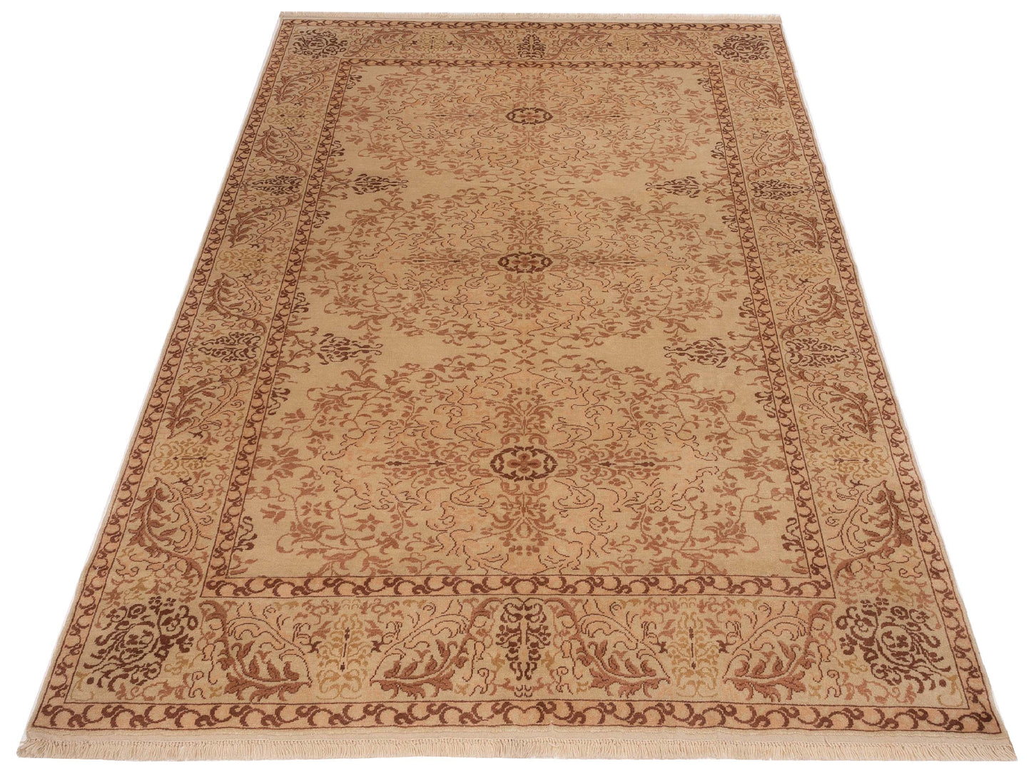 Antiqua Loom Cream Cream 6.9x9.7 Hand Knotted Rug