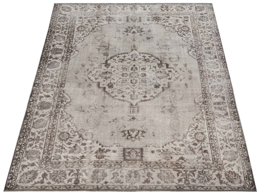 Vintage Silver 8x10.8 Hand Knotted Rug