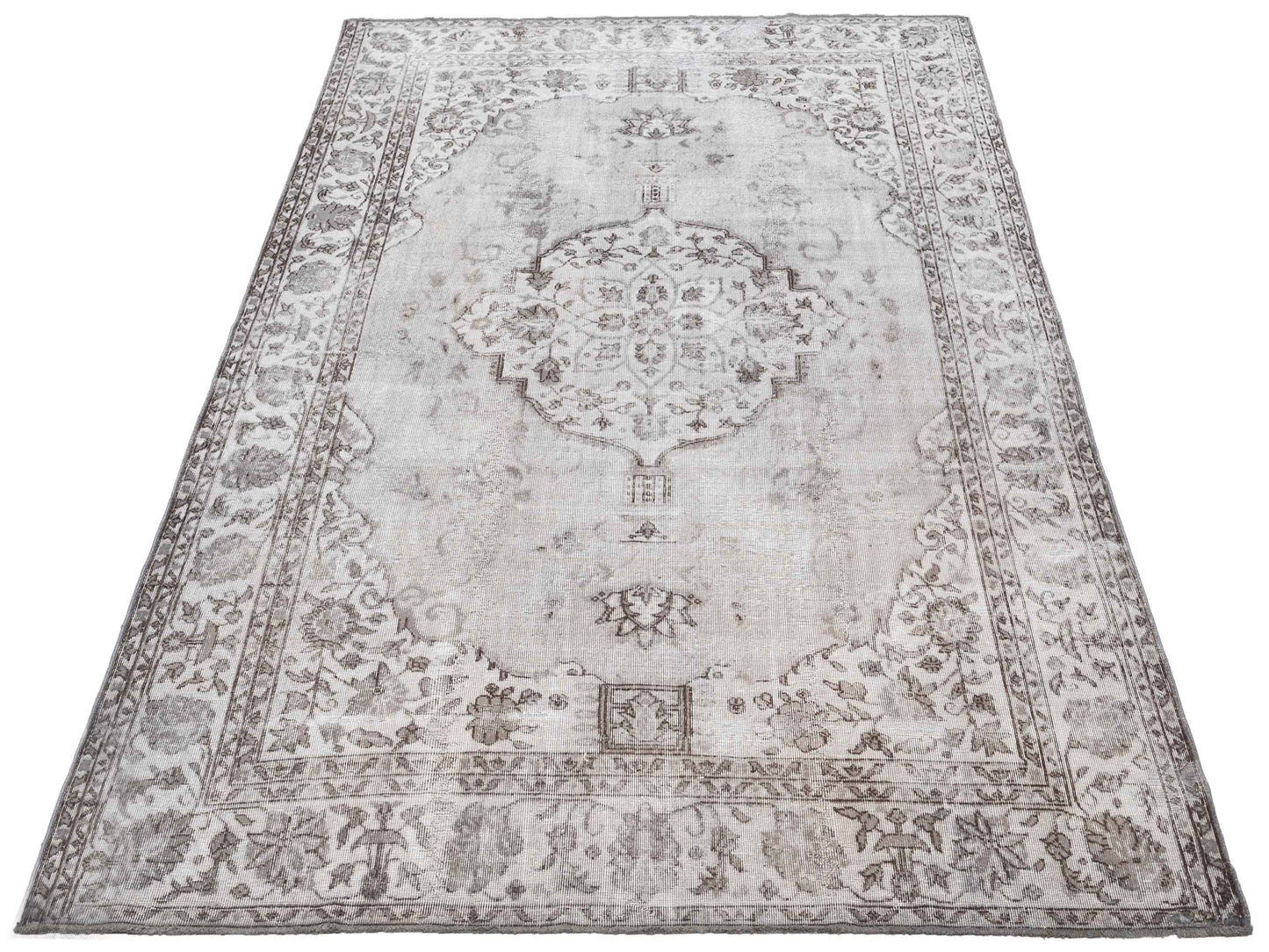 Vintage Silver 8x10.8 Hand Knotted Rug