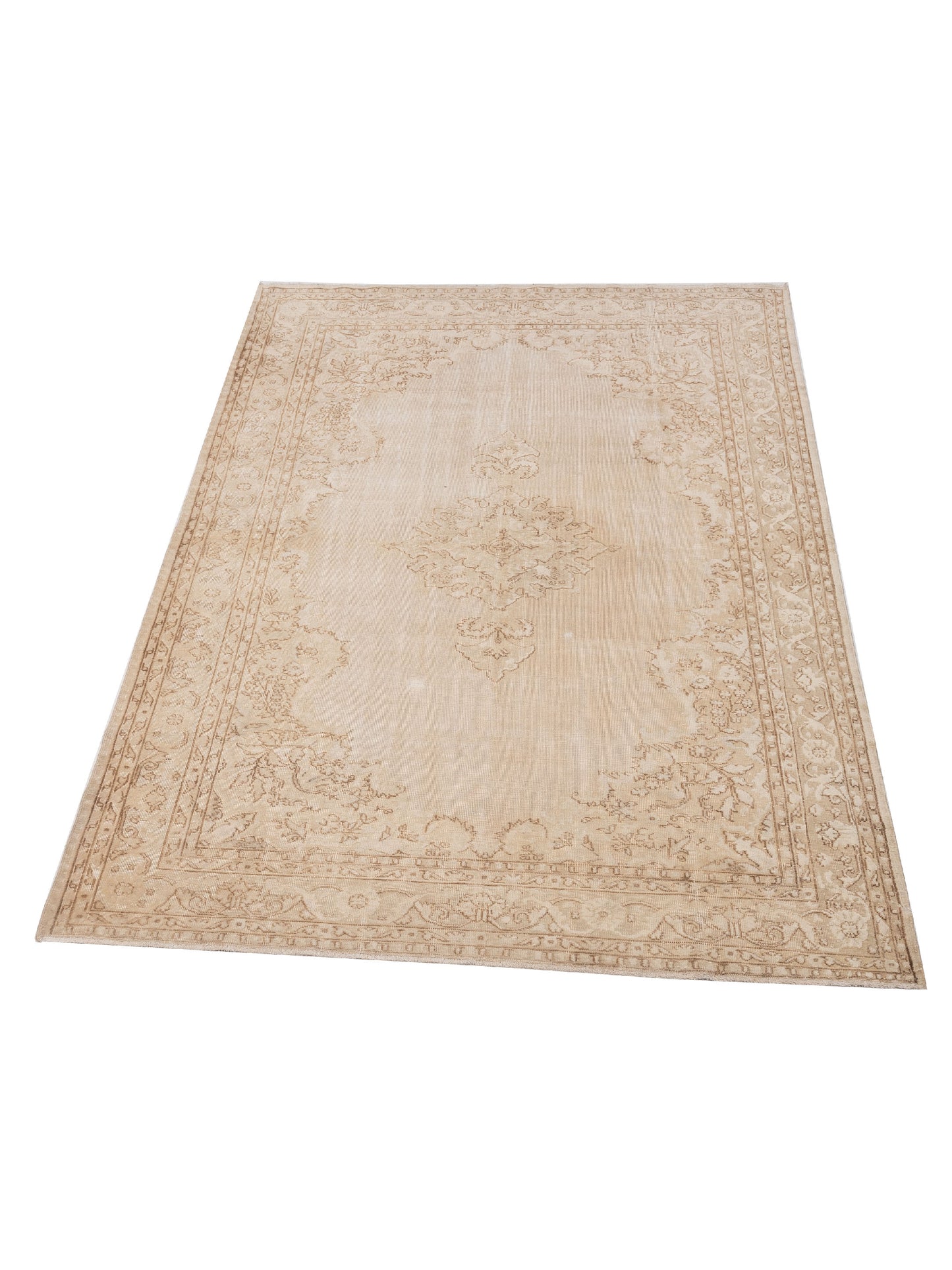 Vintage Ivory 7.4x10.7 Hand Knotted Rug