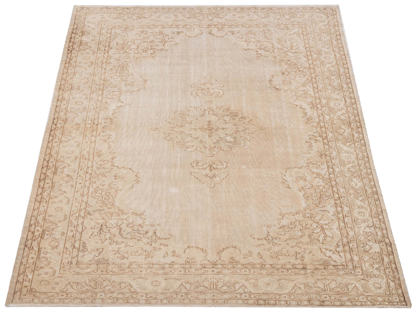 Vintage Ivory 7.4x10.7 Hand Knotted Rug