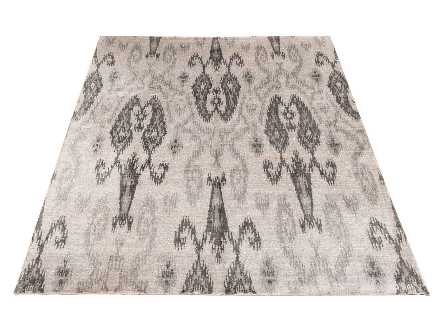 Tenzari Light Gray 8x9.11 Hand Knotted Rug