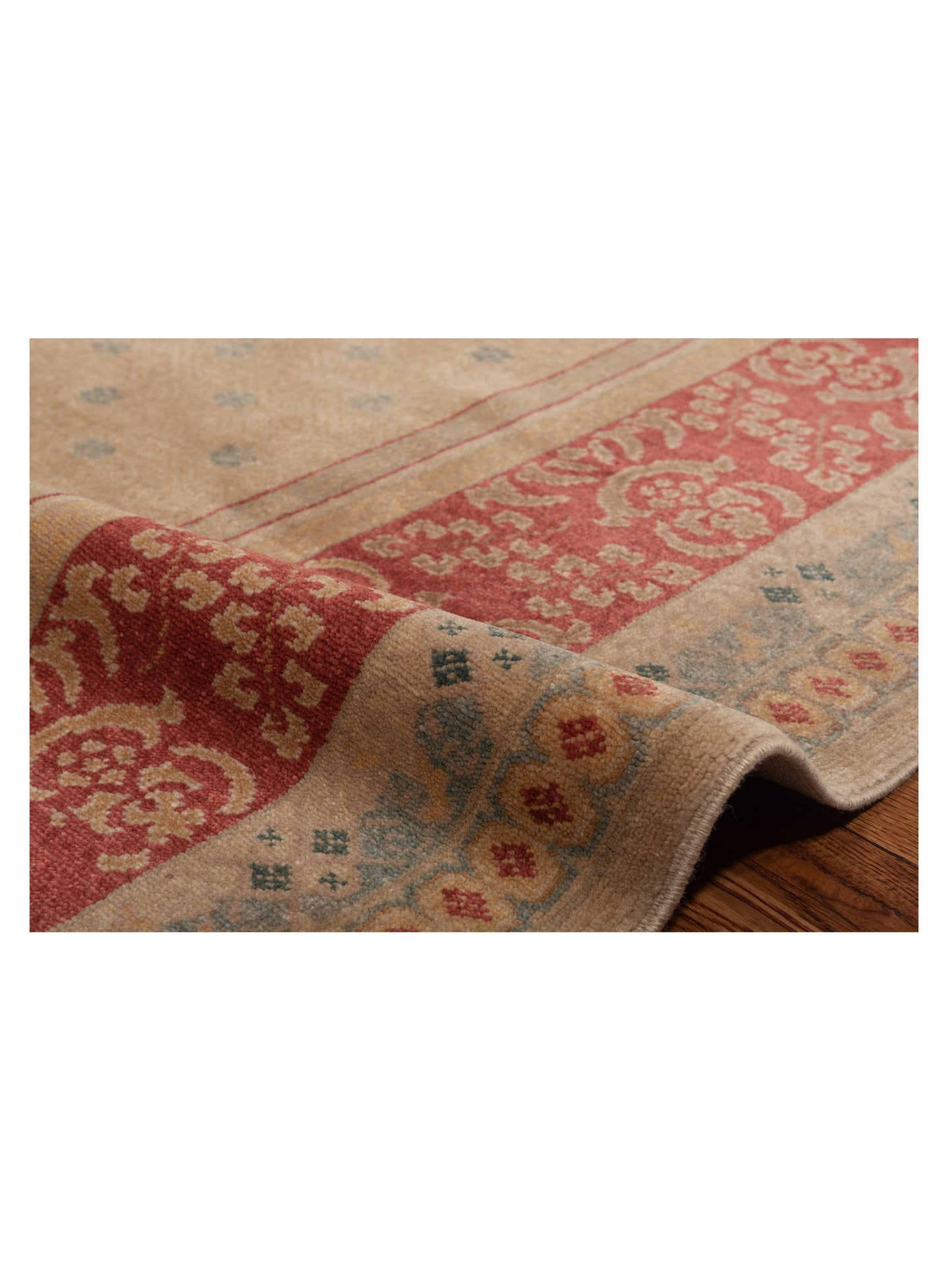 Antiqua Loom Cream Red 6.8x8.3 Hand Knotted Rug