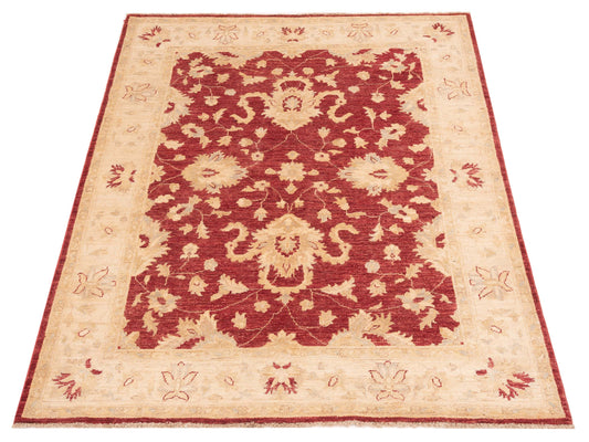 Sabira Red Ivory 4.11x6.7 Hand Knotted Rug