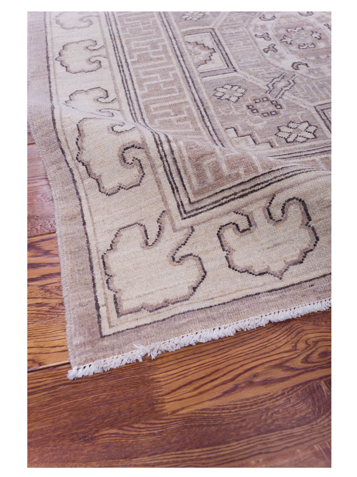 Lailora Brown Ivory 8.3x10.1 Hand Knotted Rug