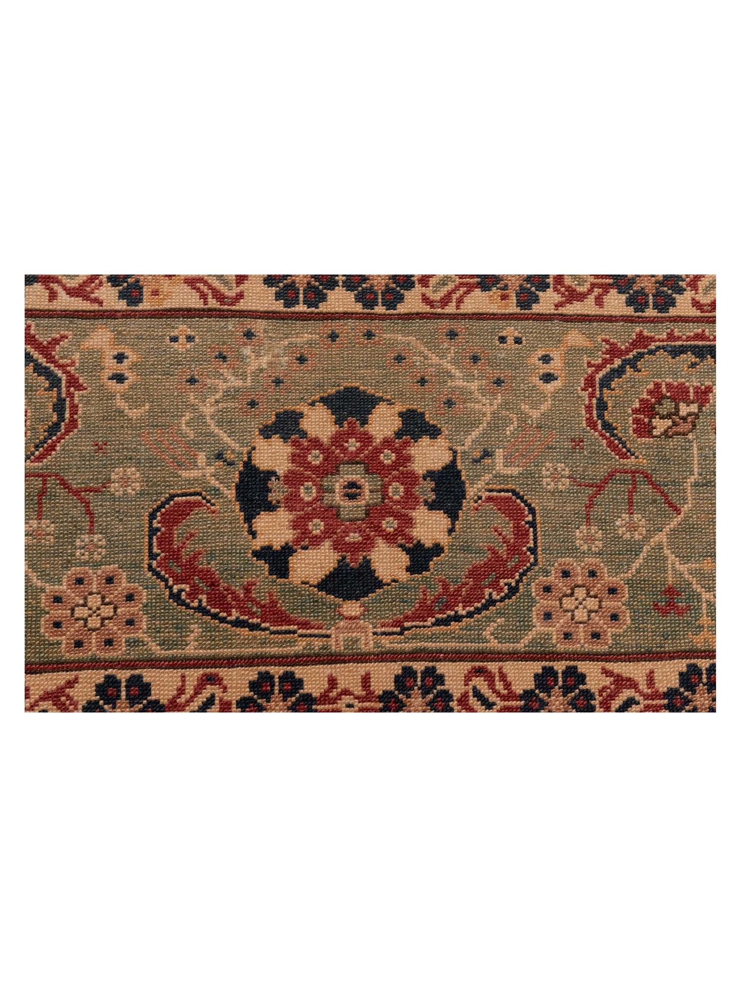 Antiqua Loom Red Green 6.7x7.4 Hand Knotted Rug