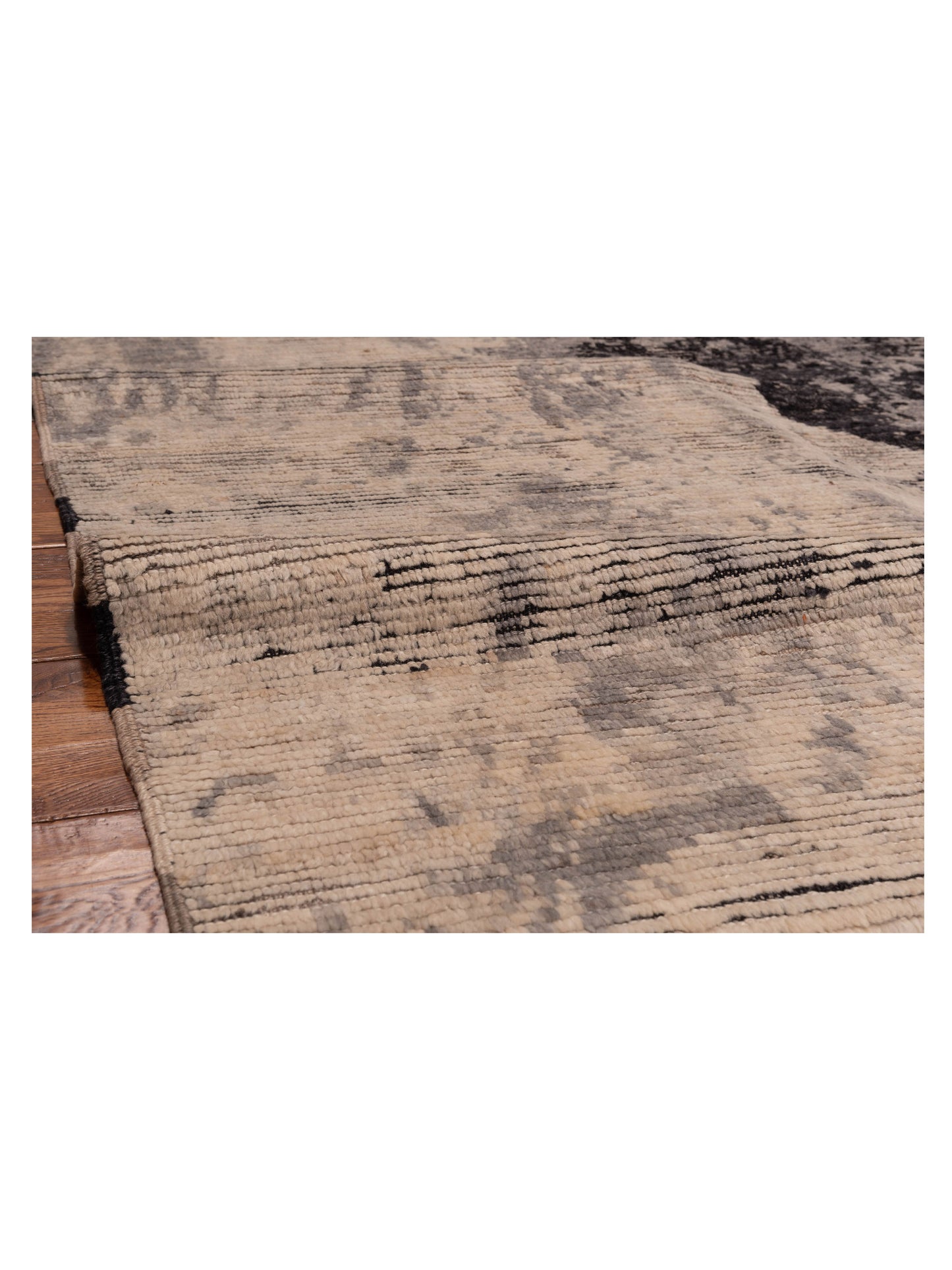 Baskra Ivory Black 5.11x8.8 Hand Knotted Rug