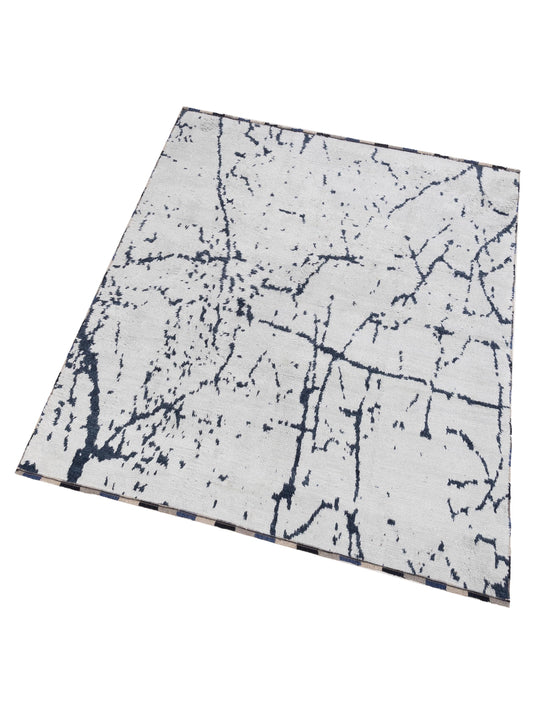 Anavera Ivory Blue 7.10x9.6 Hand Knotted Rug