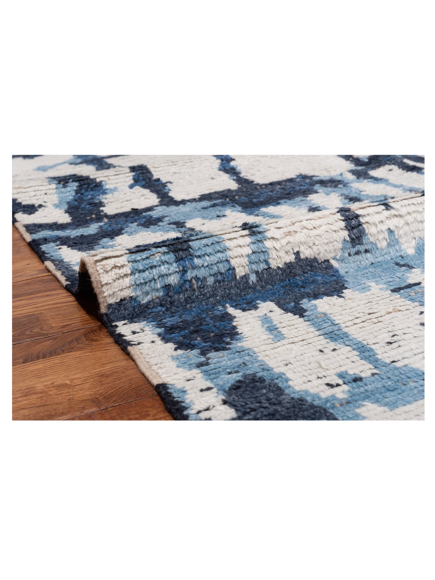 Anavera Ivory Blue 8.1x9.11 Hand Knotted Rug