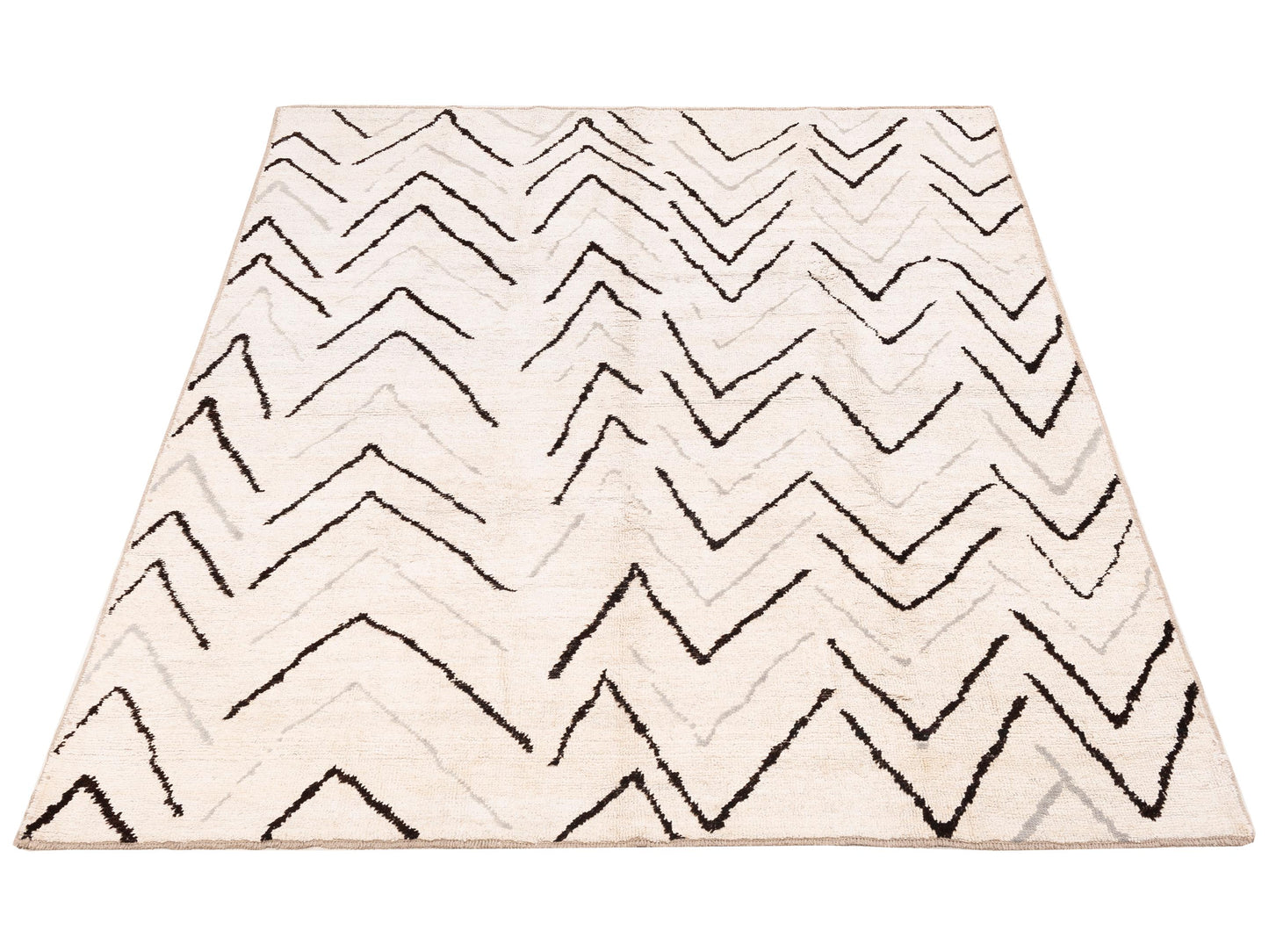 Anavera Ivory 7.9x9.4 Hand Knotted Rug