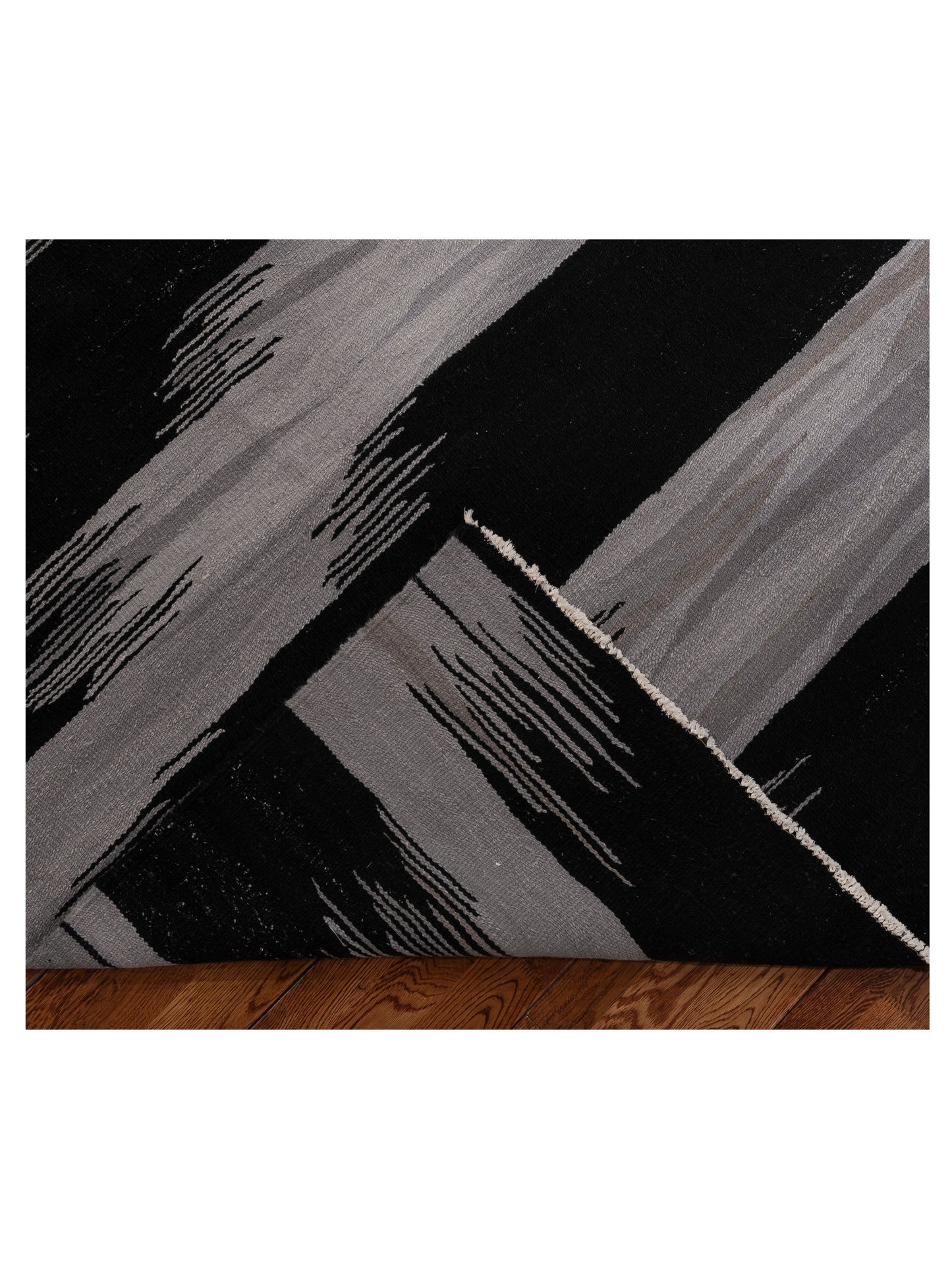 Flaxen Black 8.2x10.1 Hand Woven Rug