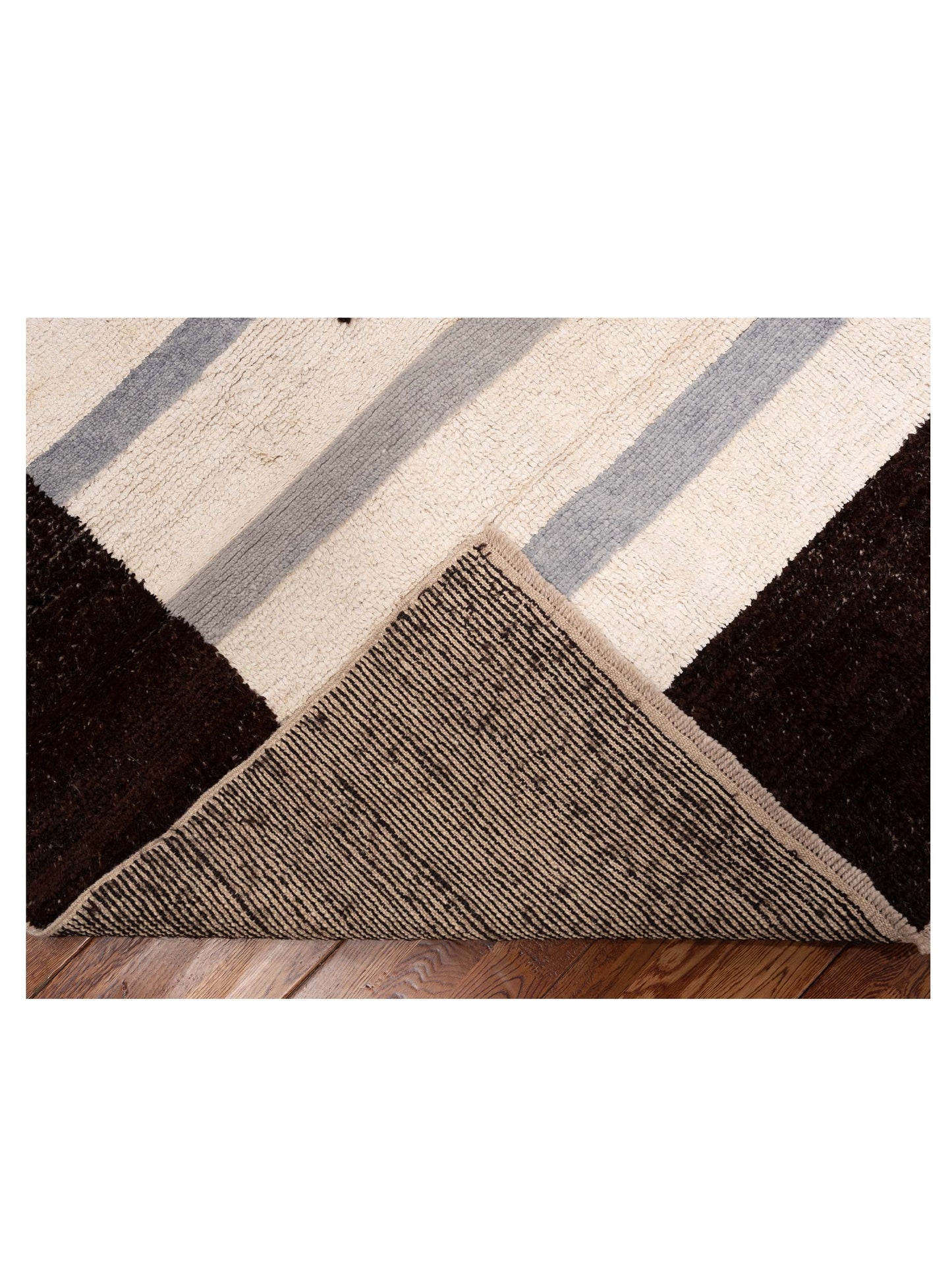 Anavera Ivory 7.9x10.8 Hand Knotted Rug